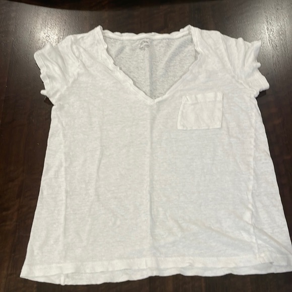 J. Crew Tops - Jcrew linen t-shirt